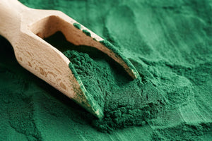Spiruline : bienfaits, dosage et précautions, que dit la science ?